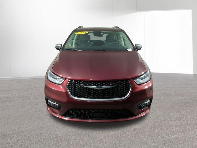 used 2023 Chrysler Pacifica car, priced at $30,927