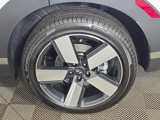 new 2026 Hyundai SANTA FE HEV car, priced at $45,892