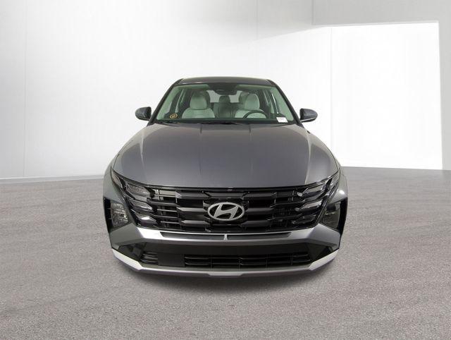 new 2026 Hyundai TUCSON Hybrid car, priced at $30,000