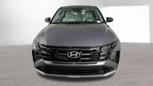 new 2026 Hyundai TUCSON Hybrid car, priced at $30,000