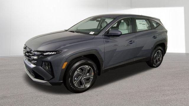 new 2026 Hyundai TUCSON Hybrid car, priced at $30,000