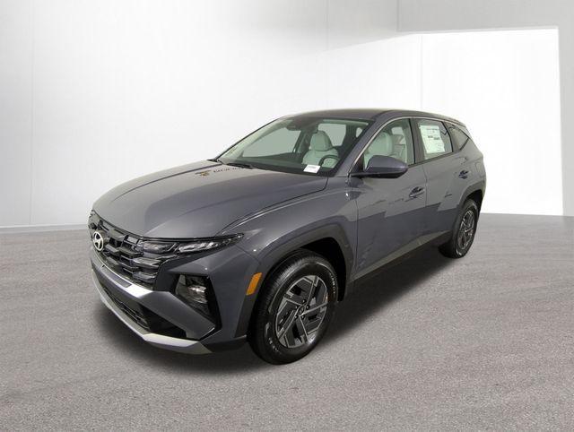 new 2026 Hyundai TUCSON Hybrid car, priced at $30,000