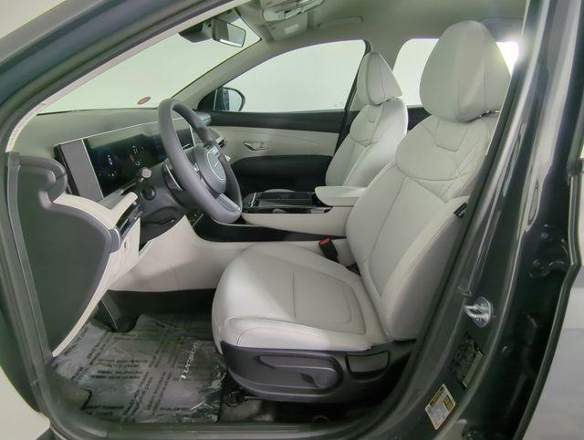 new 2026 Hyundai TUCSON Hybrid car, priced at $30,000