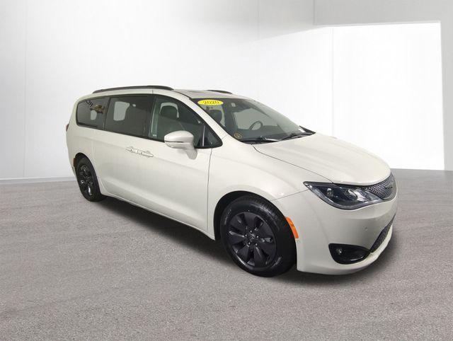 used 2020 Chrysler Pacifica Hybrid car, priced at $19,999