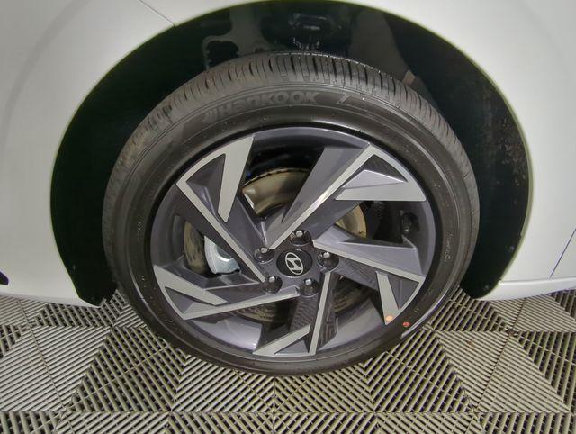 used 2024 Hyundai ELANTRA HEV car, priced at $21,711