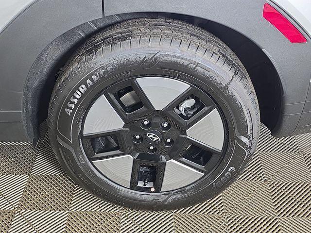 new 2026 Hyundai SANTA FE HEV car, priced at $33,915