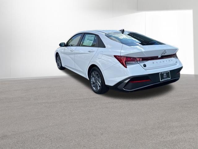 new 2026 Hyundai ELANTRA HEV car, priced at $24,068