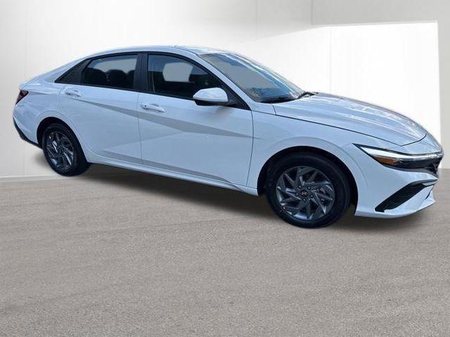 new 2026 Hyundai ELANTRA HEV car, priced at $24,068