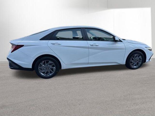 new 2026 Hyundai ELANTRA HEV car, priced at $24,068
