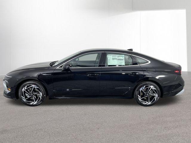 new 2026 Hyundai Sonata car, priced at $28,500