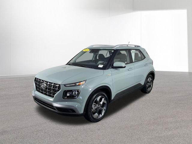 used 2025 Hyundai Venue car, priced at $20,064