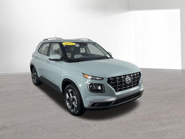 used 2025 Hyundai Venue car, priced at $20,064