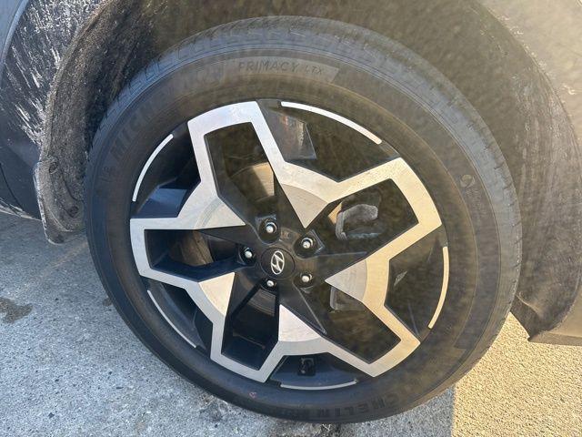 used 2023 Hyundai SANTA CRUZ car, priced at $29,999