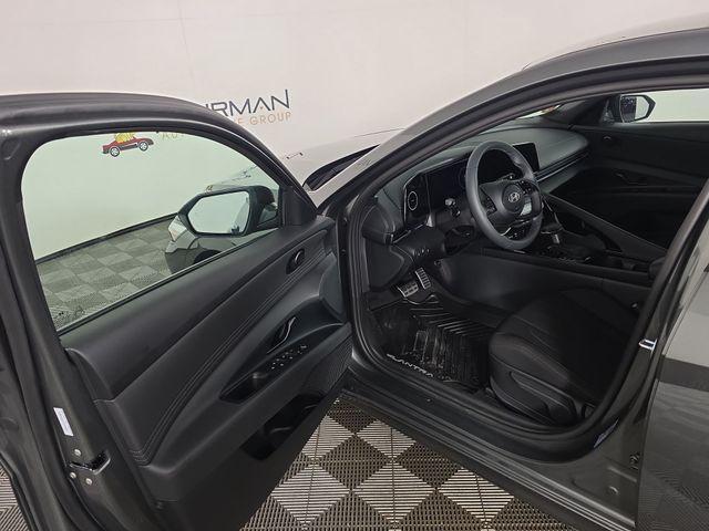 new 2026 Hyundai ELANTRA HEV car, priced at $26,461