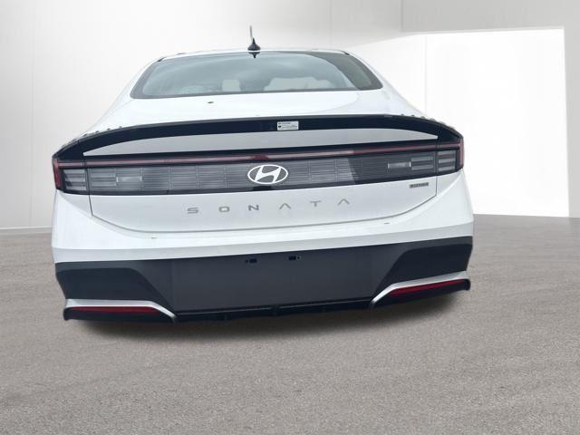 new 2026 Hyundai Sonata Hybrid car, priced at $28,656