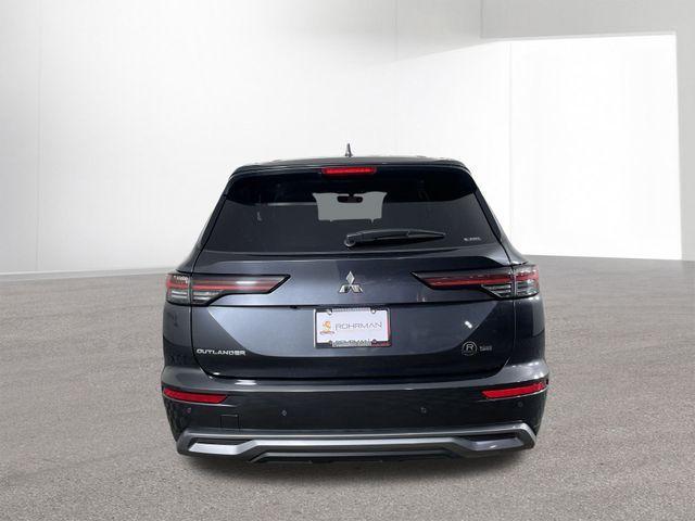used 2025 Mitsubishi Outlander car, priced at $23,648