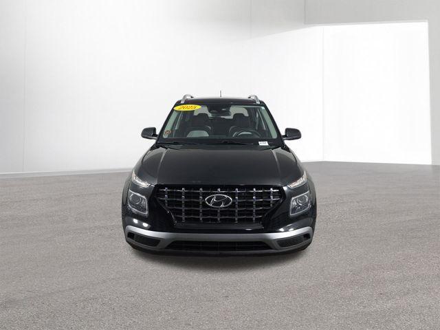used 2025 Hyundai Venue car, priced at $18,811