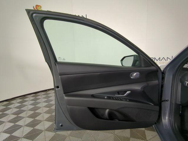 new 2026 Hyundai ELANTRA HEV car, priced at $24,789