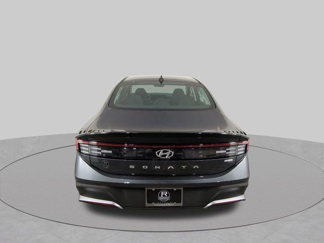 new 2026 Hyundai Sonata Hybrid car, priced at $28,065