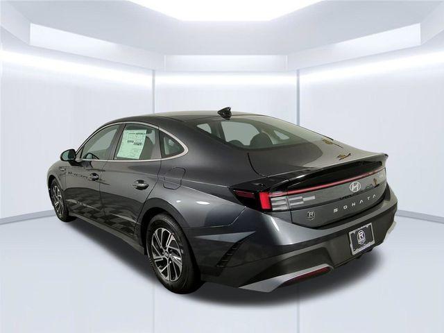 new 2026 Hyundai Sonata Hybrid car, priced at $28,065