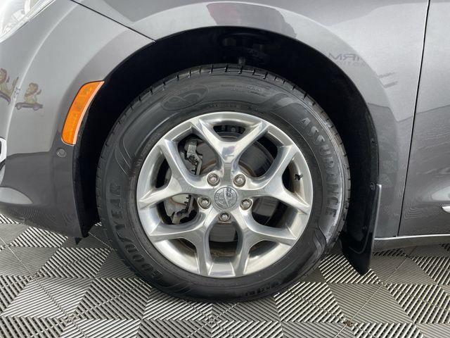 used 2020 Chrysler Pacifica car, priced at $27,630