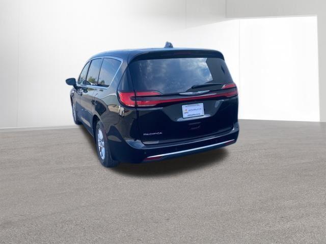 used 2024 Chrysler Pacifica car, priced at $26,717