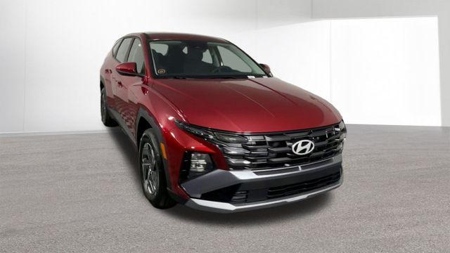 new 2026 Hyundai TUCSON Hybrid car, priced at $29,250