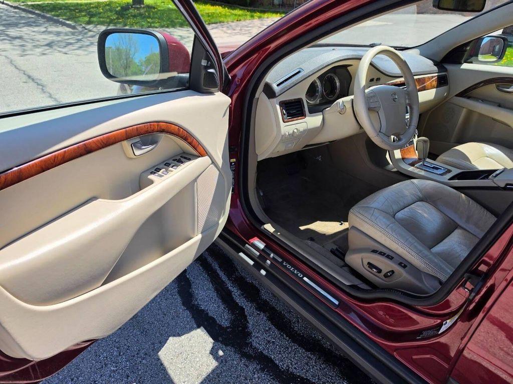 used 2009 Volvo XC70 car, priced at $4,990