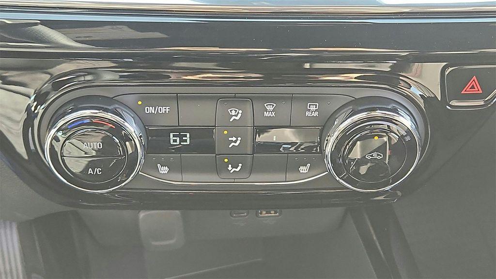 new 2026 Chevrolet Trax car, priced at $27,276