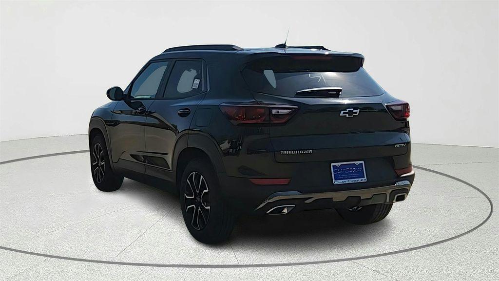 new 2026 Chevrolet TrailBlazer car, priced at $30,140