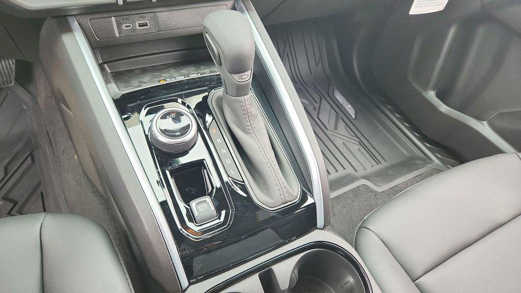 new 2026 Chevrolet Colorado car, priced at $43,789
