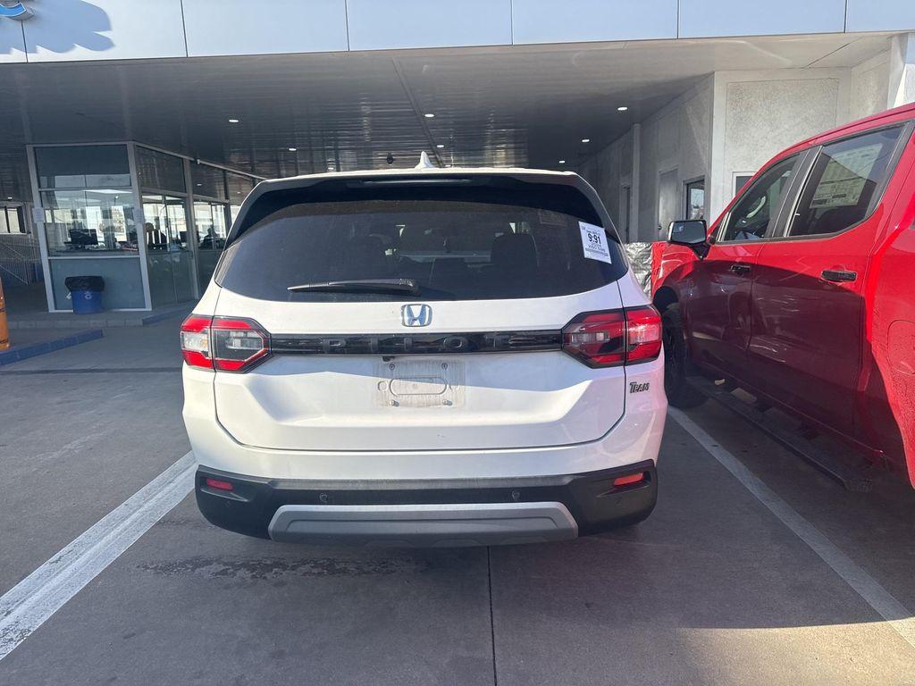 used 2024 Honda Pilot car, priced at $33,258