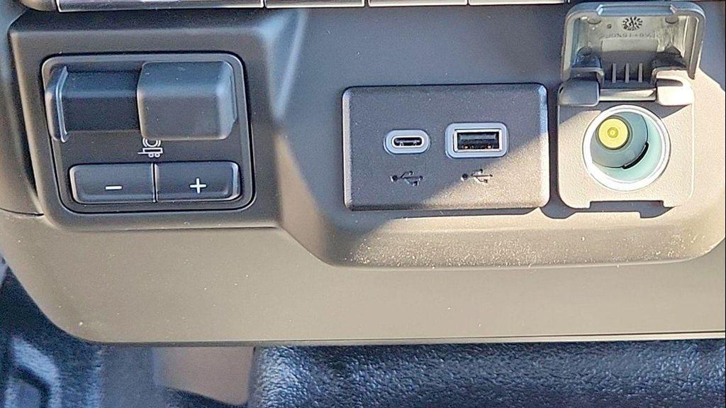 new 2025 Chevrolet Silverado 2500 car, priced at $43,599