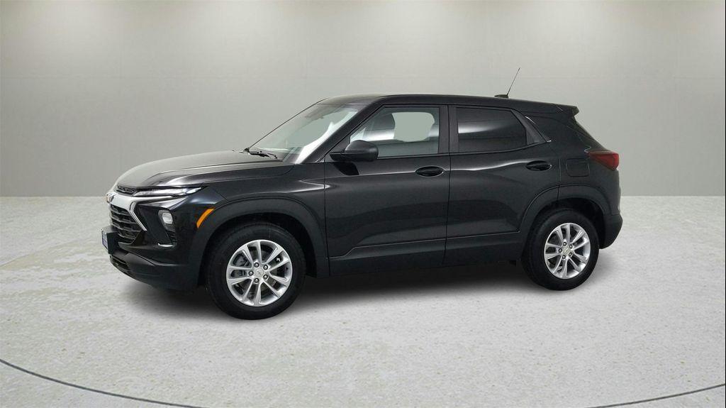 new 2026 Chevrolet TrailBlazer car, priced at $26,504