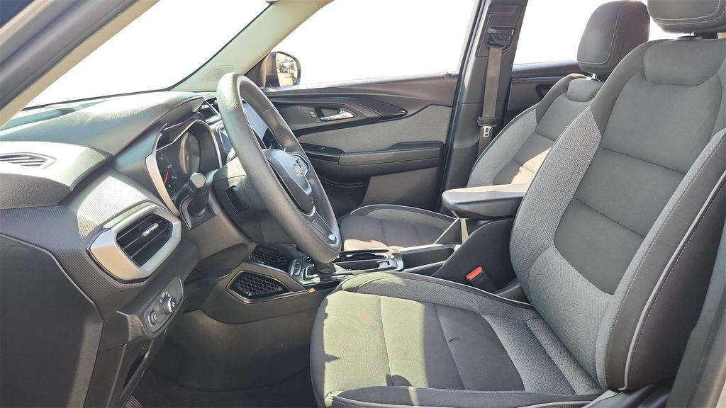 used 2023 Chevrolet TrailBlazer car, priced at $16,162