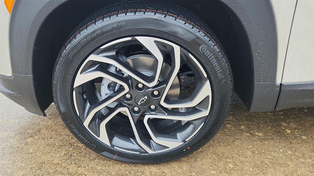 new 2026 Chevrolet TrailBlazer car, priced at $30,341