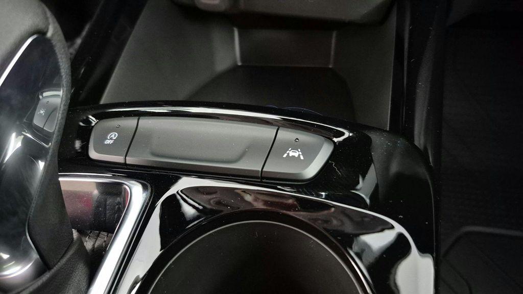 new 2026 Chevrolet Trax car, priced at $27,107