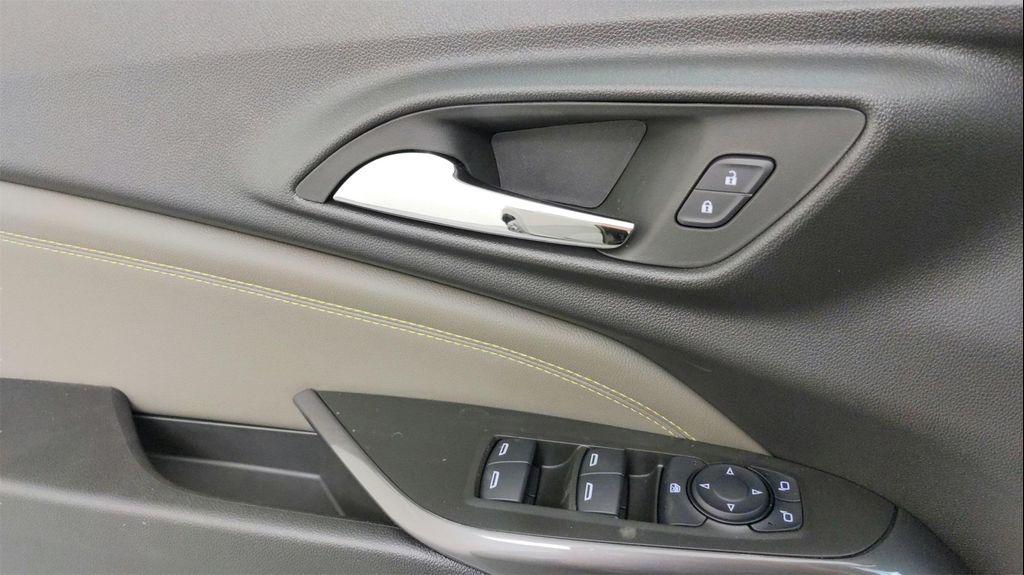 new 2026 Chevrolet Trax car, priced at $27,276