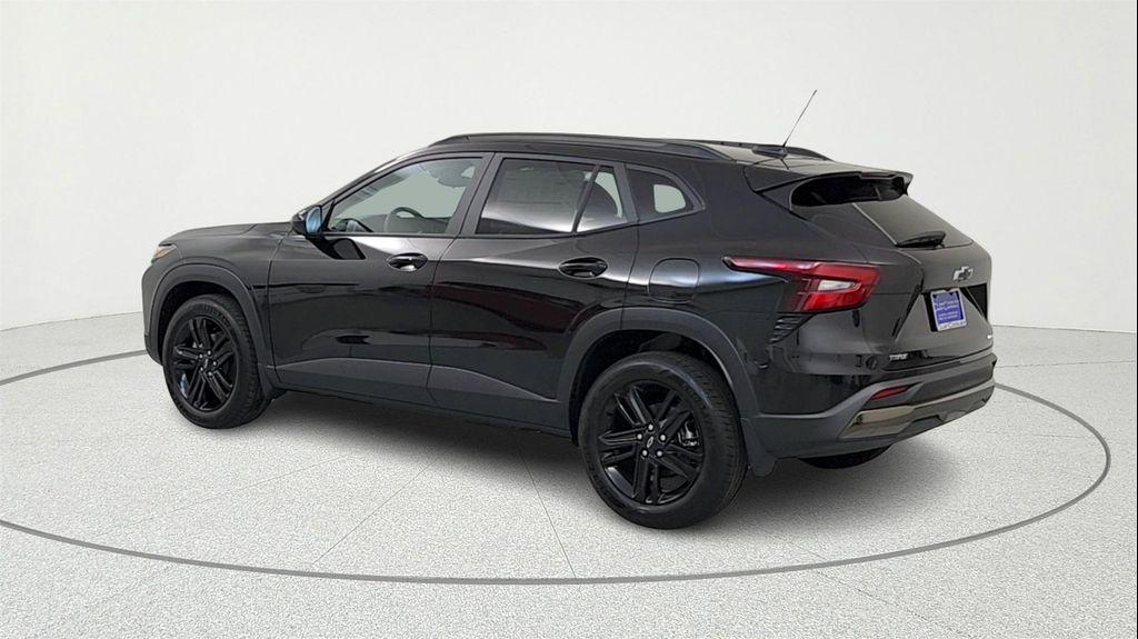 new 2026 Chevrolet Trax car, priced at $27,276