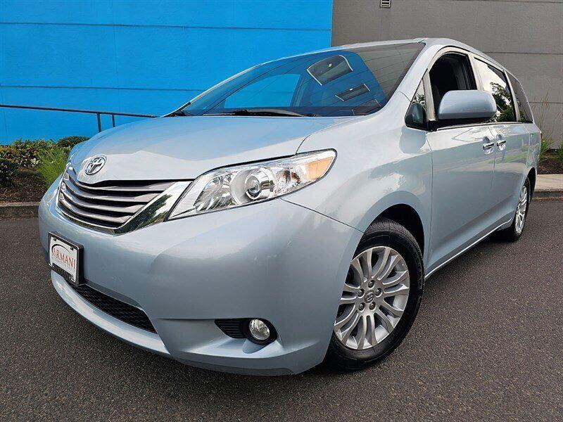 used 2016 Toyota Sienna car, priced at $27,499