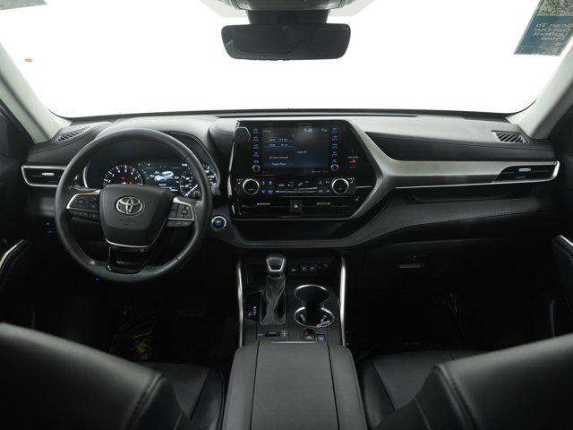 used 2021 Toyota Highlander car, priced at $28,998