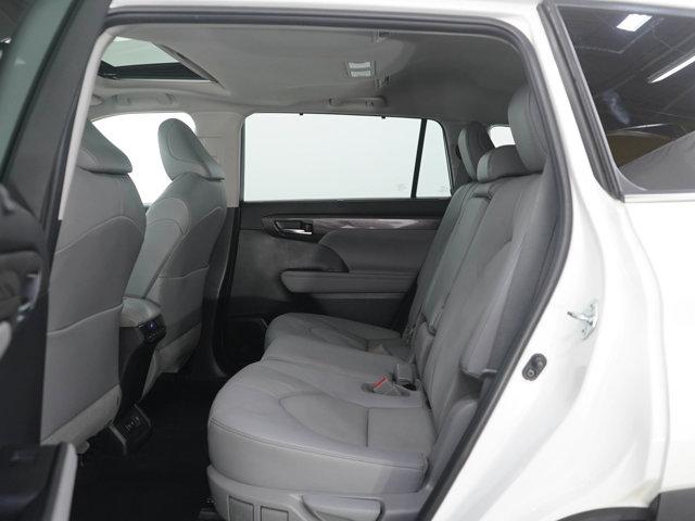 used 2021 Toyota Highlander car, priced at $28,299