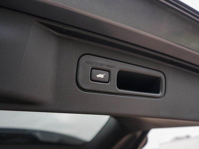 new 2025 Honda Pilot car, priced at $48,018