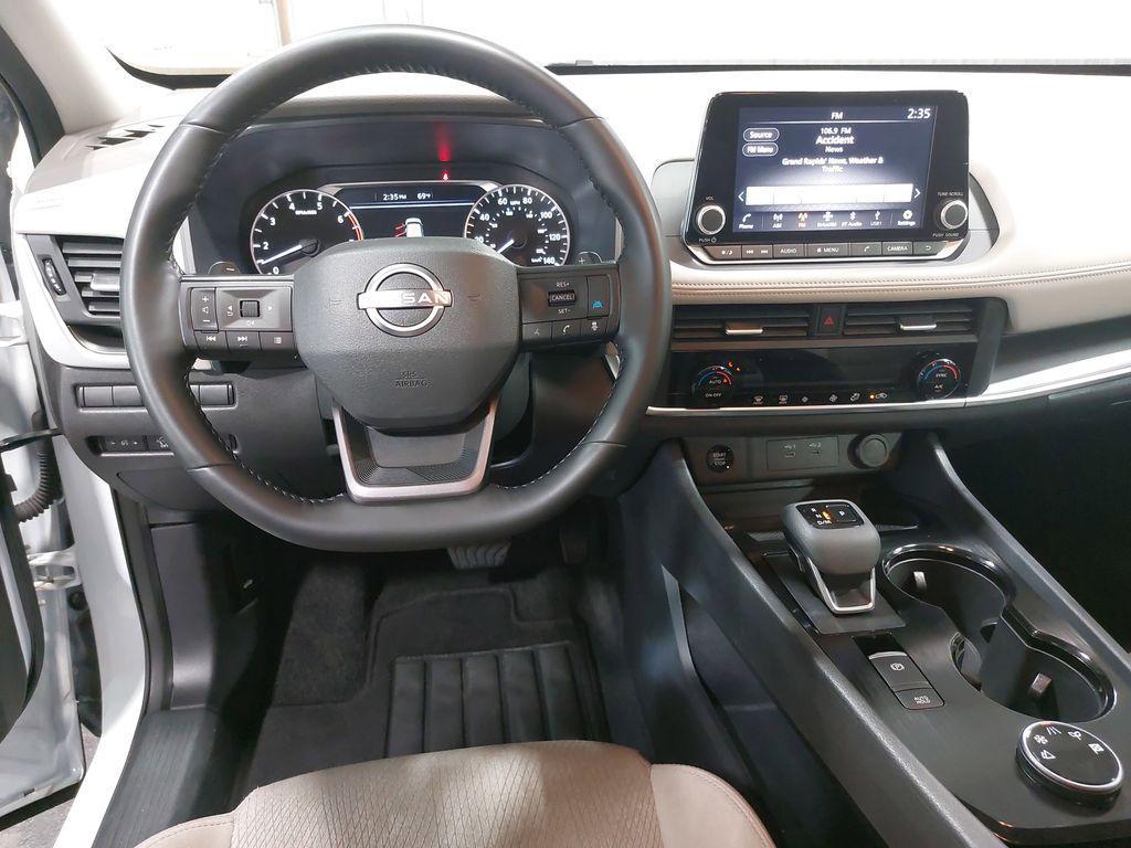 used 2025 Nissan Rogue car, priced at $25,304