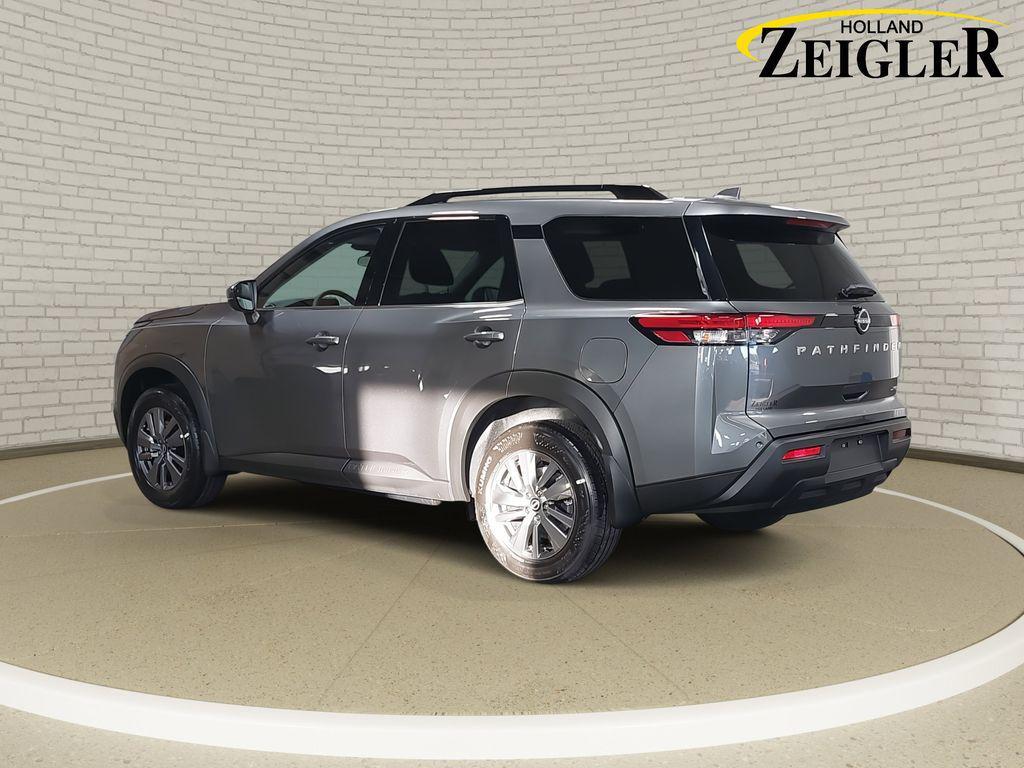 new 2025 Nissan Pathfinder car, priced at $41,000