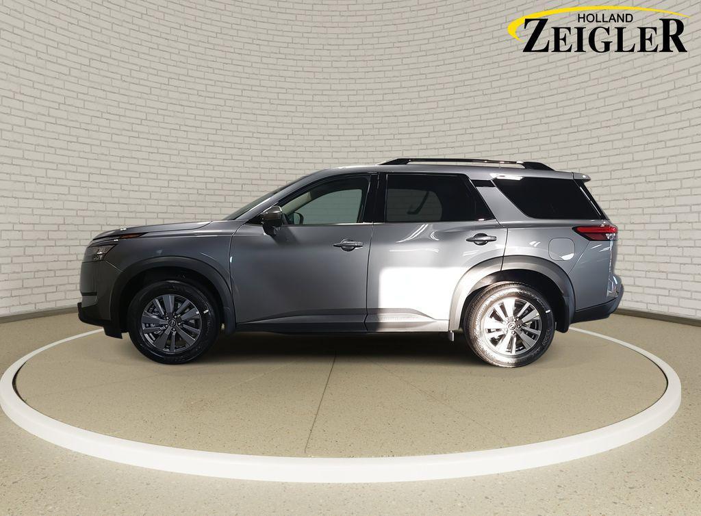 new 2025 Nissan Pathfinder car, priced at $41,000