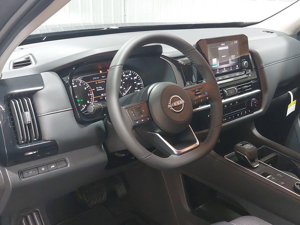 new 2025 Nissan Pathfinder car, priced at $41,000