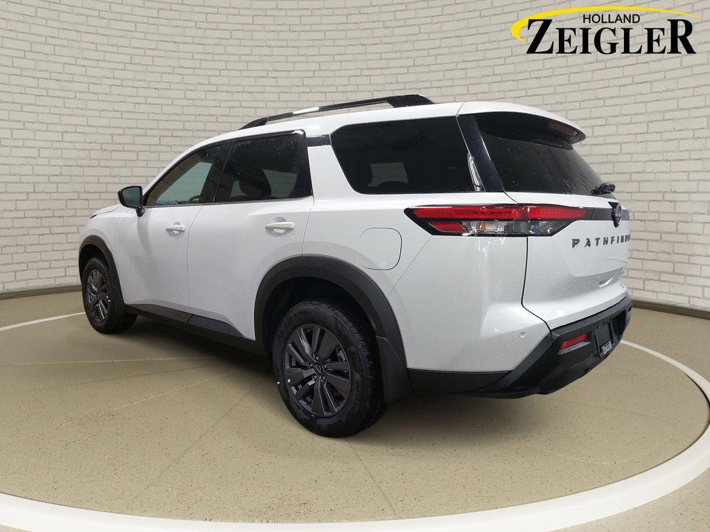 new 2026 Nissan Pathfinder car, priced at $44,575
