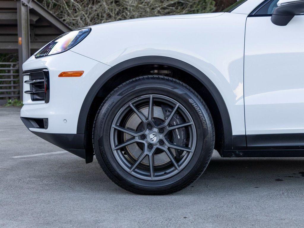 used 2025 Porsche Cayenne car, priced at $91,987