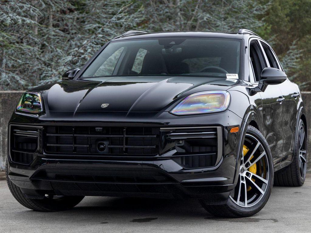new 2025 Porsche Cayenne car, priced at $203,965